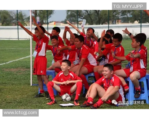 足球明星萌态百出可爱动作合集让你笑不停的精彩瞬间 足球明星萌态百出可爱动作合集让你笑不停的精彩瞬间