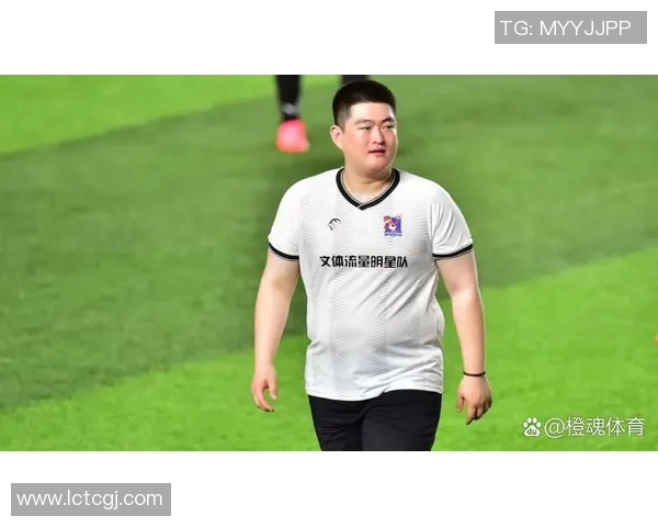 足球明星帅哥的幽默日常趣事分享让你捧腹大笑的搞笑瞬间